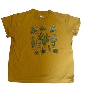 Doe cactus graphic tshirt size XL